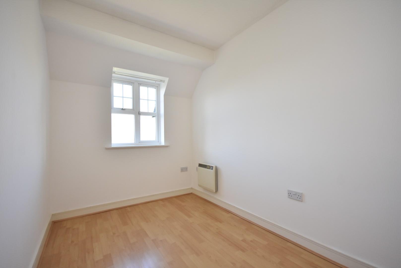 32 Heol Tre Forys, Penarth, CF64 3RE